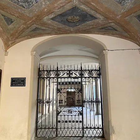 Apartament The Nest Between The Walls Como